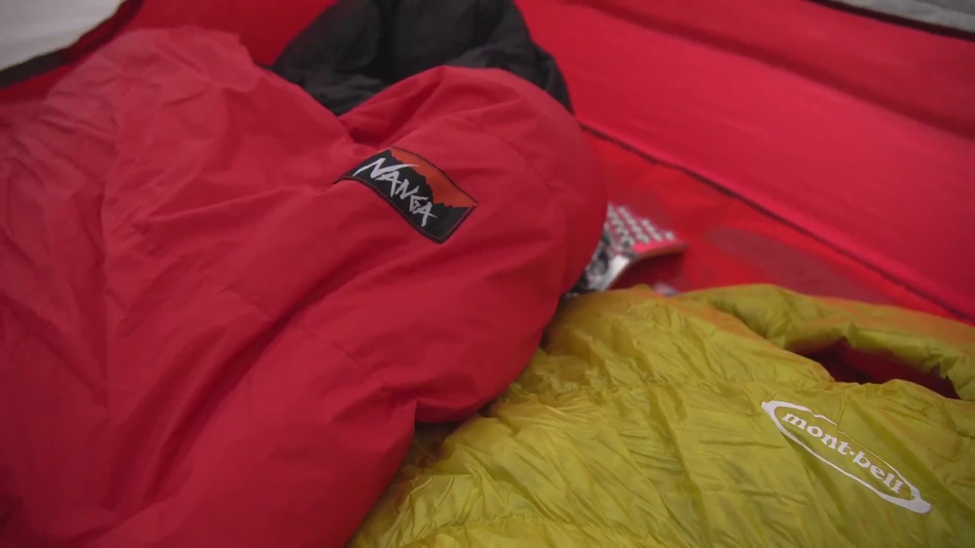 夏のキャンプに寝袋は不要？注意すべき点と快適に過ごすためのアイテムを紹介 - Camp On Fleek